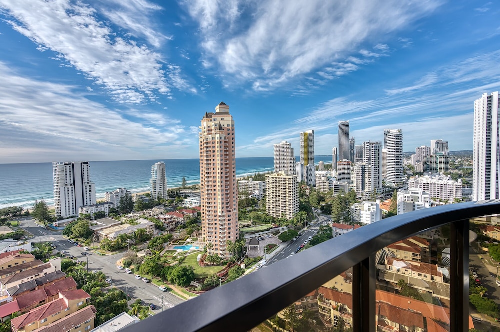 Encore Broadbeach 44/50