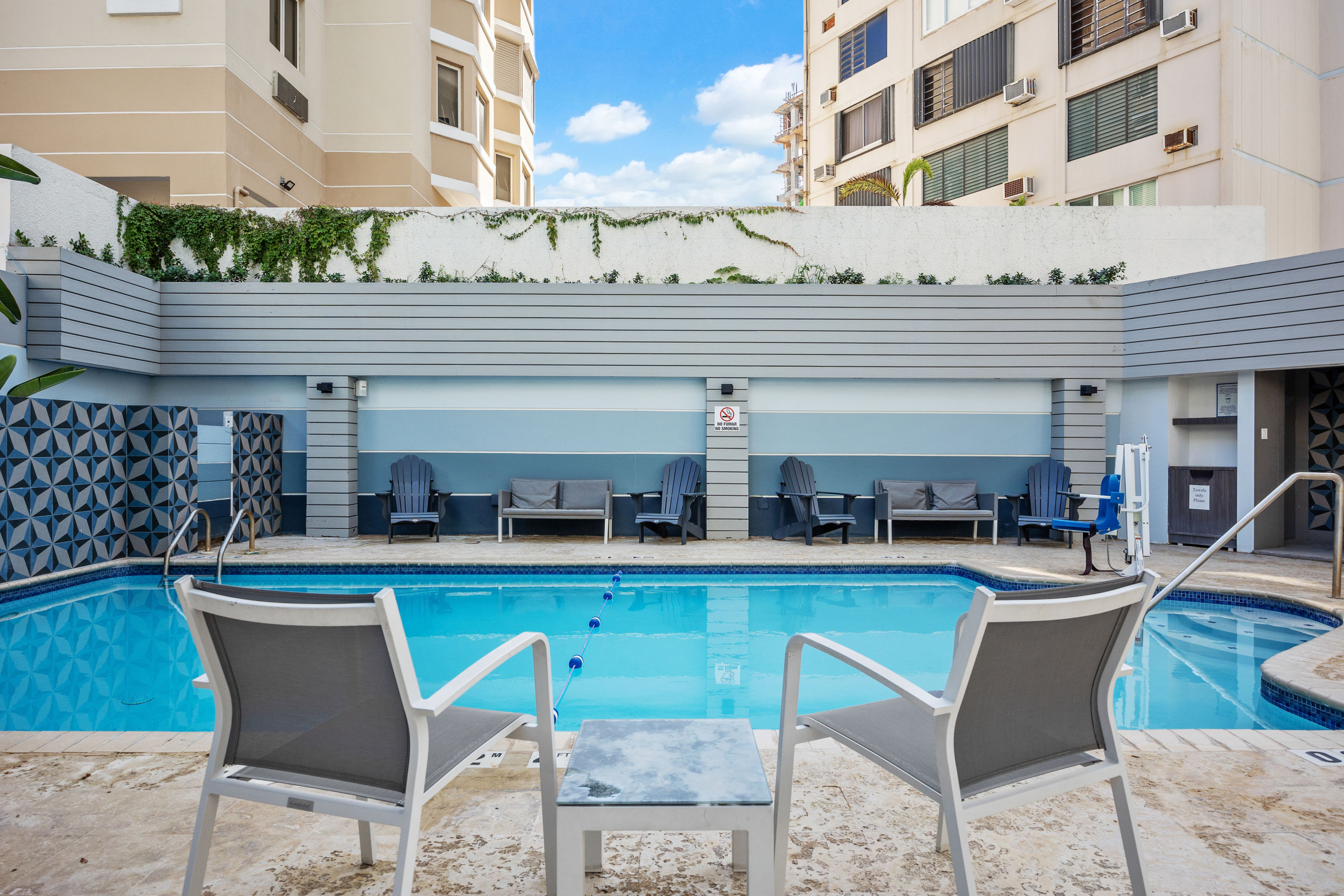 Holiday Inn Express San Juan Condado 54/59