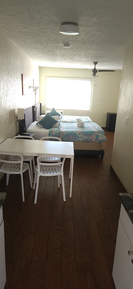 Ocean Drive Villas 15/50