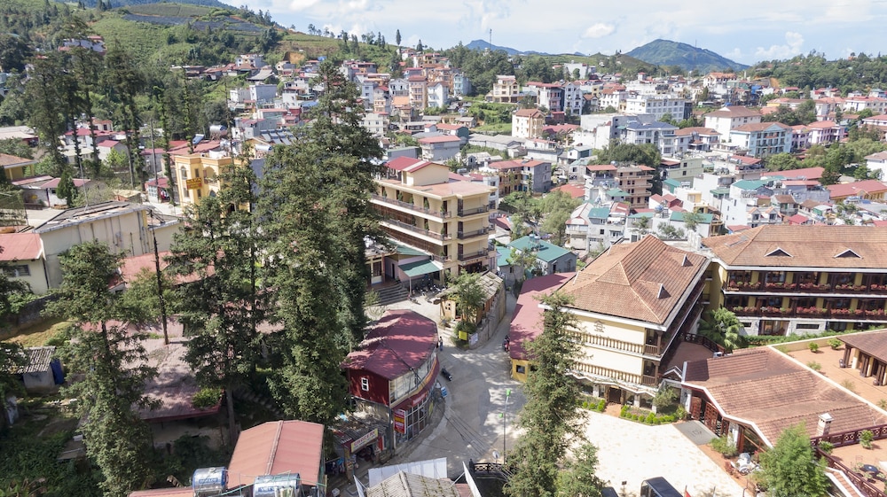 Sapa Hilton Hotel 47/50