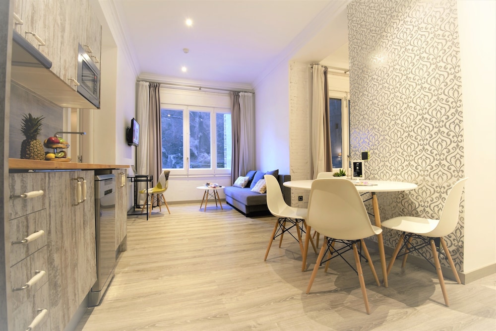 Dreamkeys Apartments and Suites 57/76