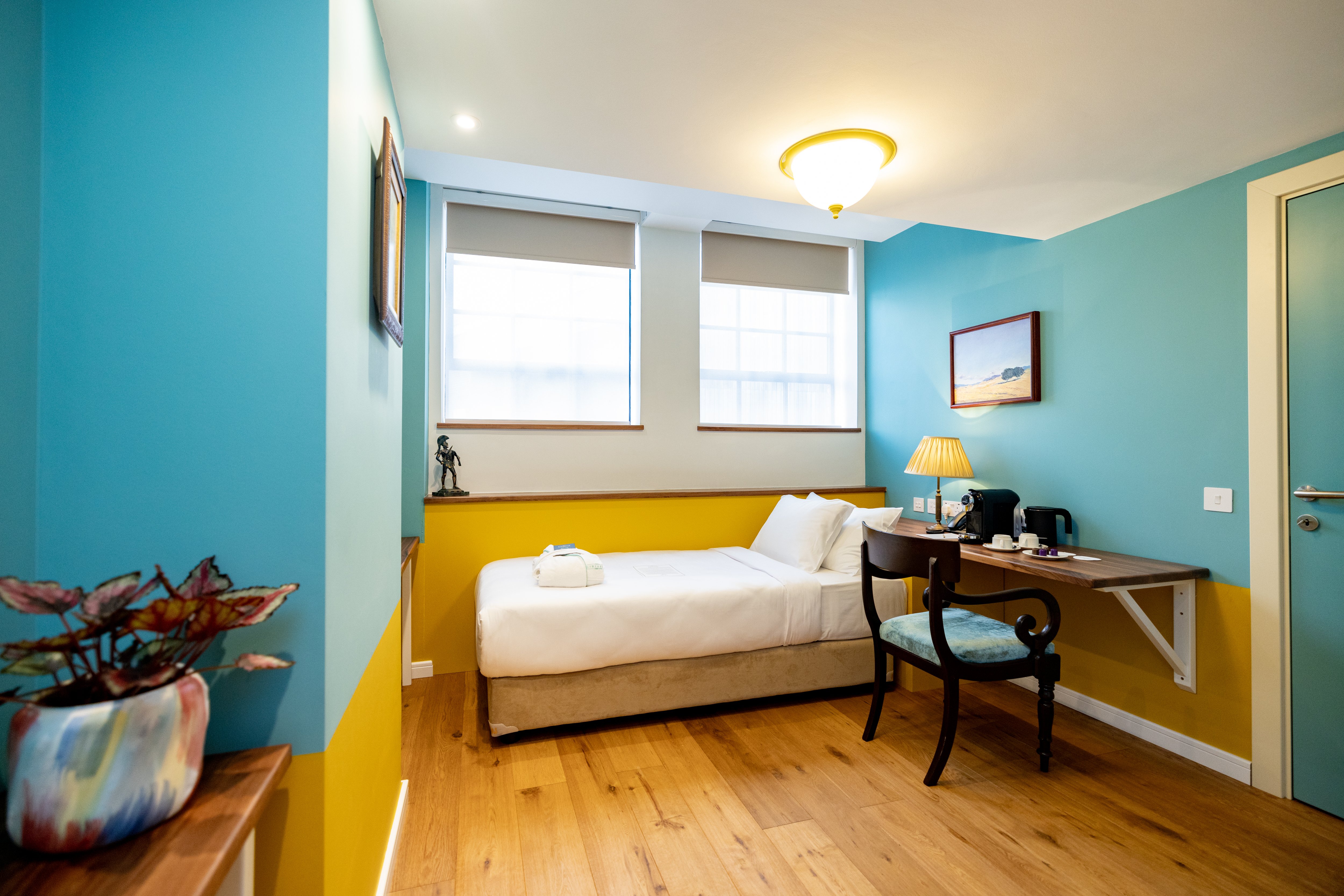 Limehouse Library Hotel 73/107