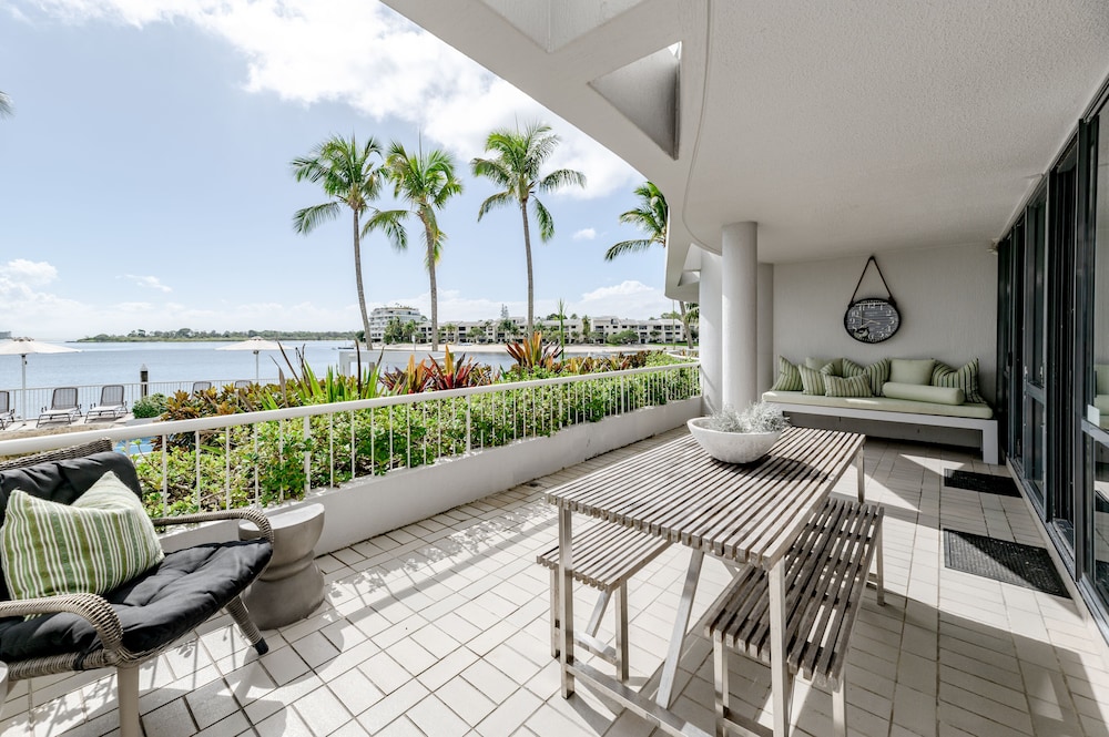 Noosa Pacific Riverfront Resort 22/50