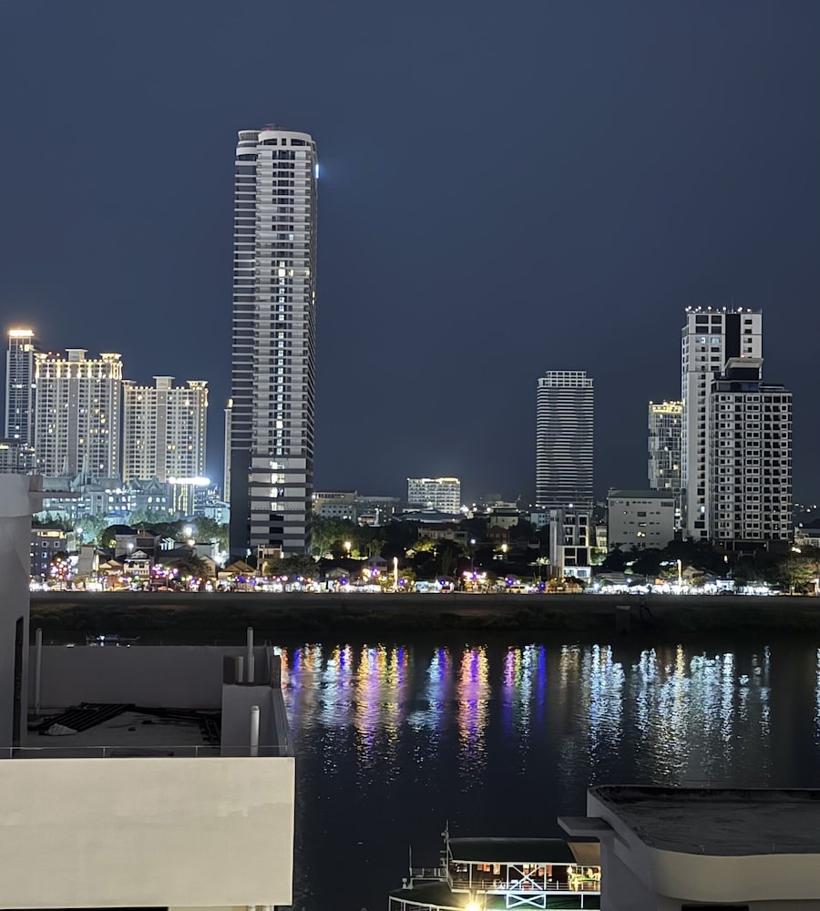 LCS Hotel & Apartment 59/64