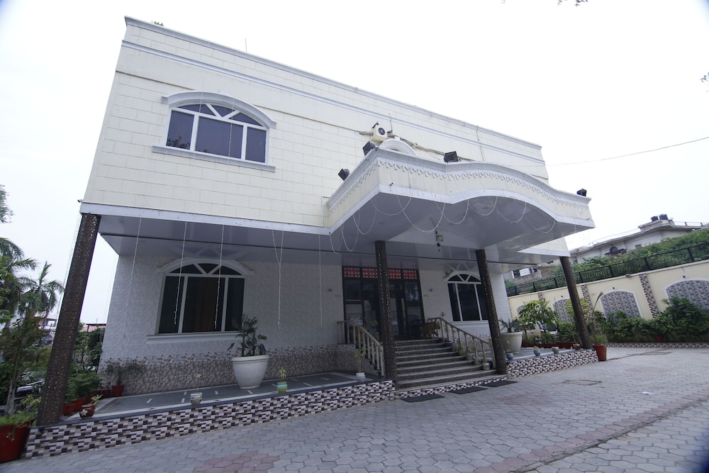 HOTEL SHEETAL REGENCY 4/41