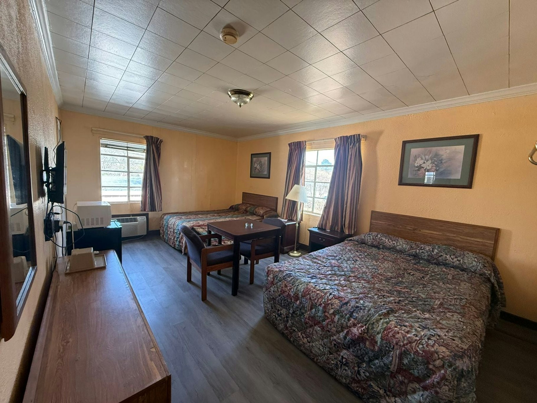 Railroad Inn Amory Near Tupelo MS 15/43
