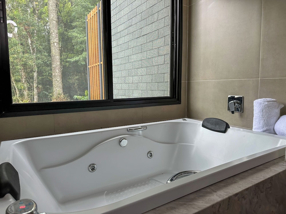 Hotel Boutique Vinicola Araucaria by Slaviero Hoteis 50/50