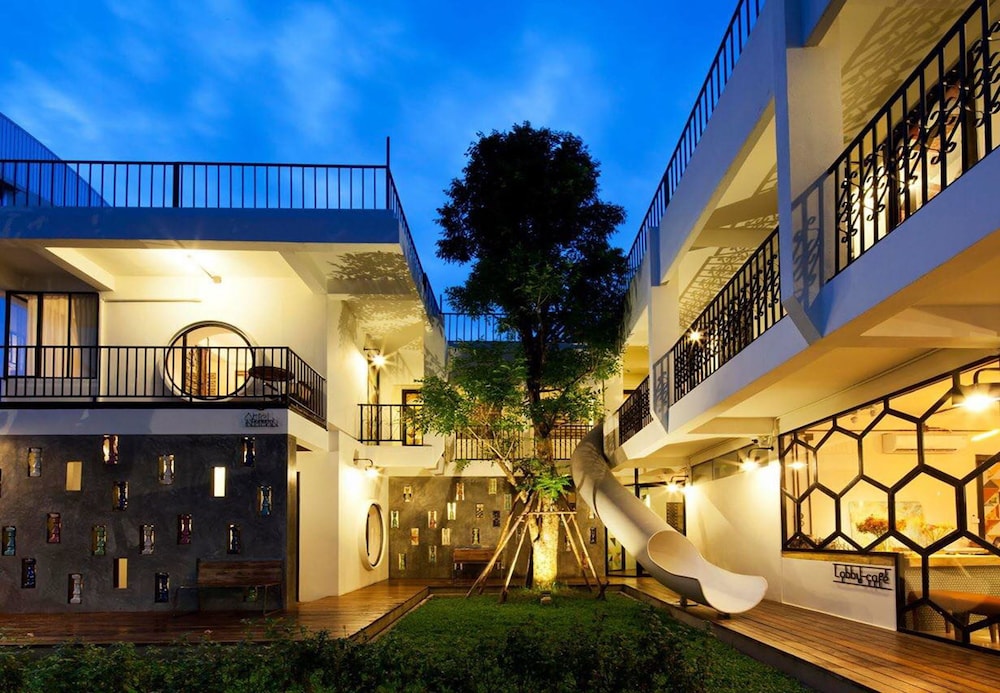 The Artel Nimman Hotel 31/37