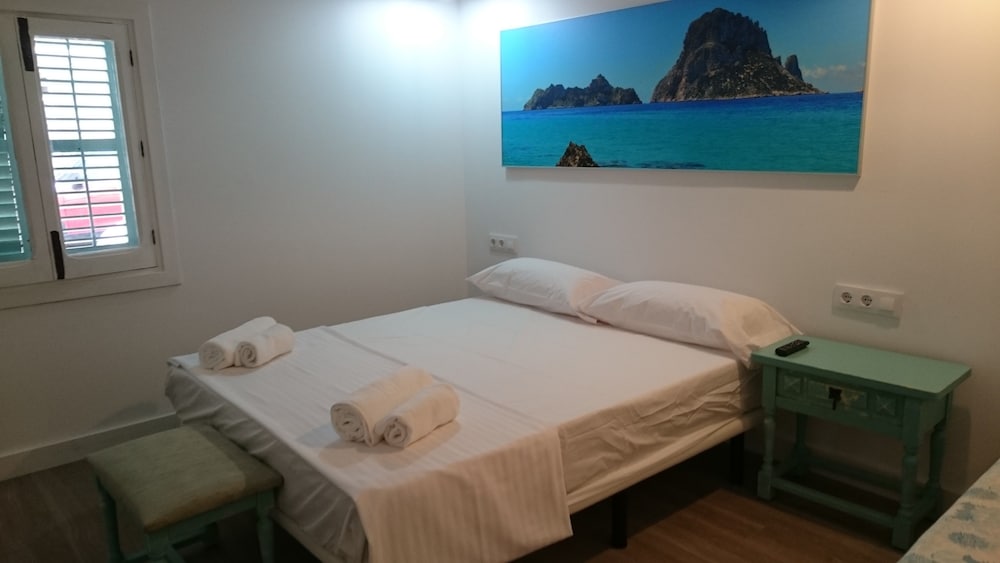 Hostal Sunset Ibiza 37/64