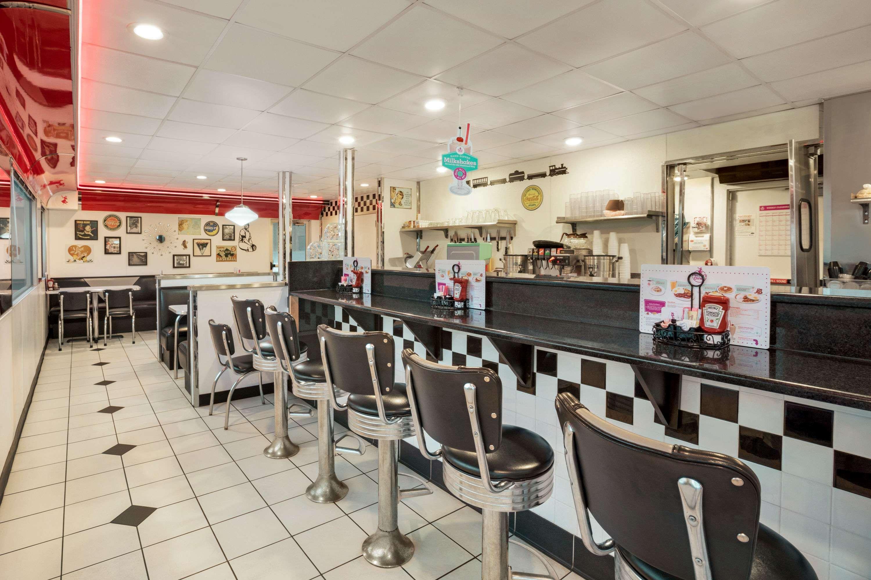 Travelodge by Wyndham Brunswick near Frederick — 2