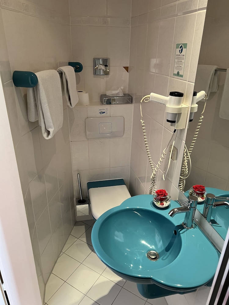 Hotel Zum Ritter St Georg 37/50