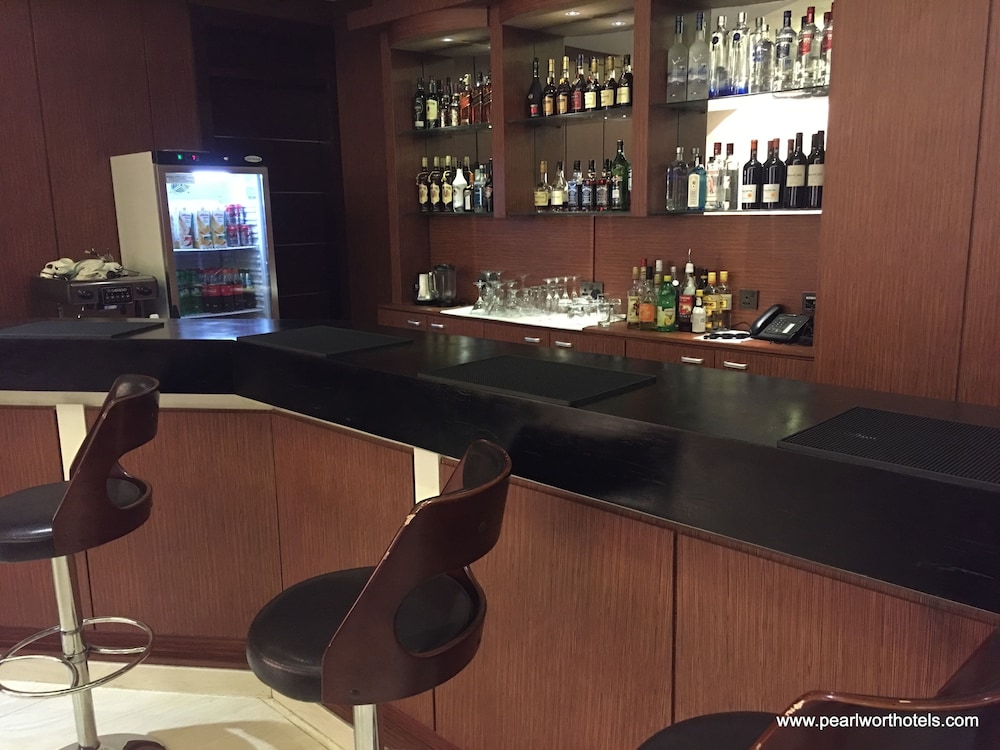 Pearlwort Hotel and Suites 39/45