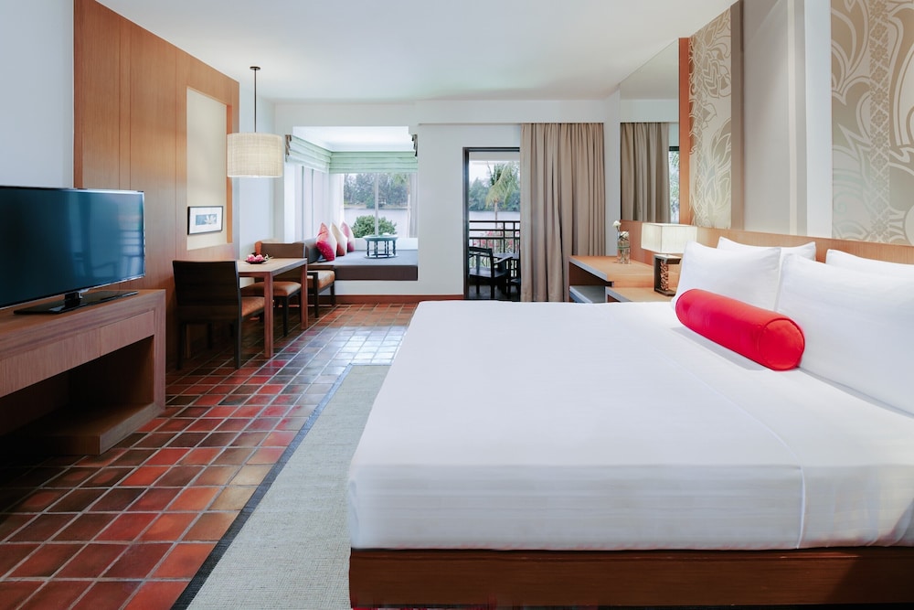 SAii Laguna Phuket 20/70
