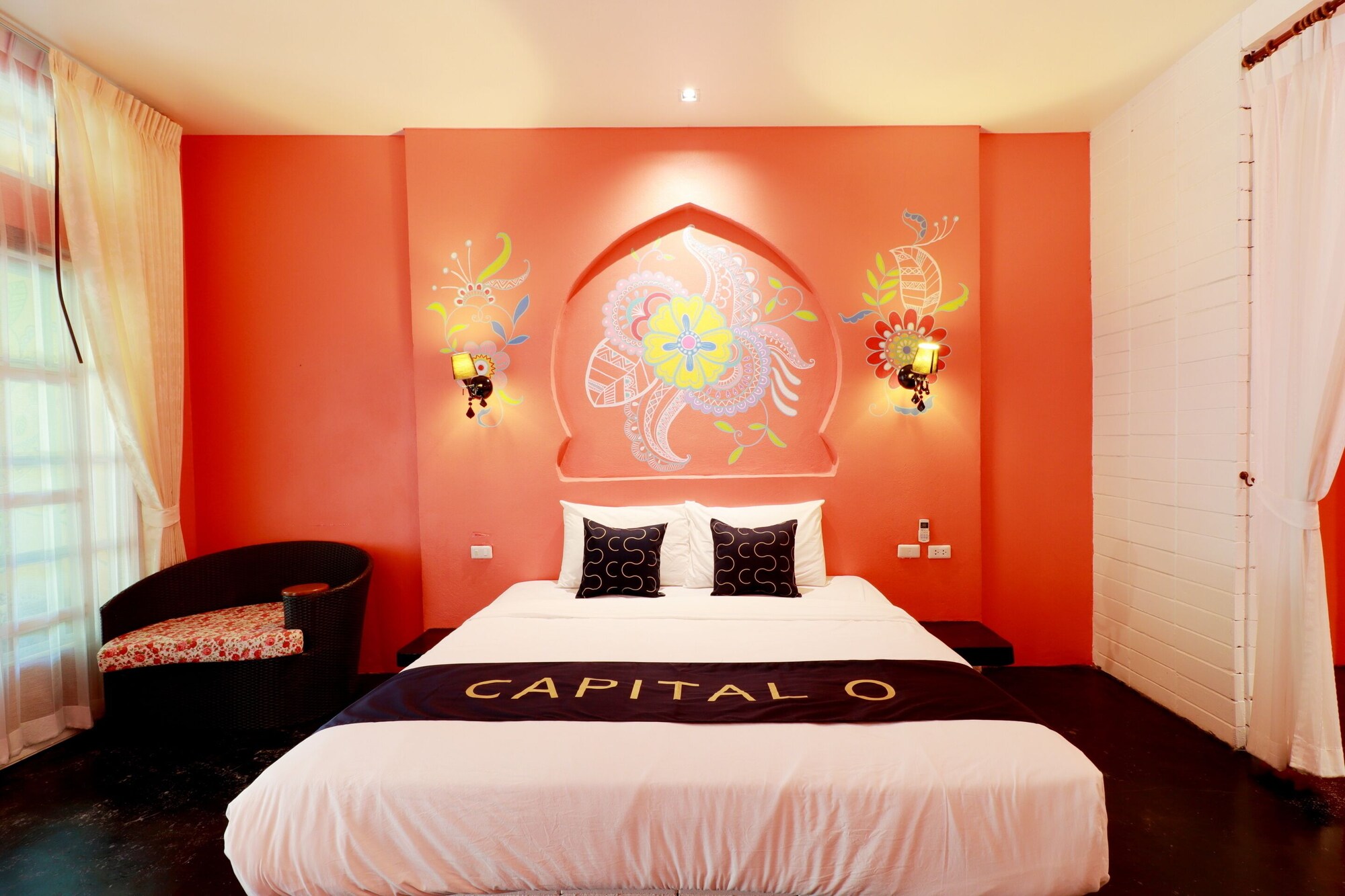 DELUXE, DOUBLE BED