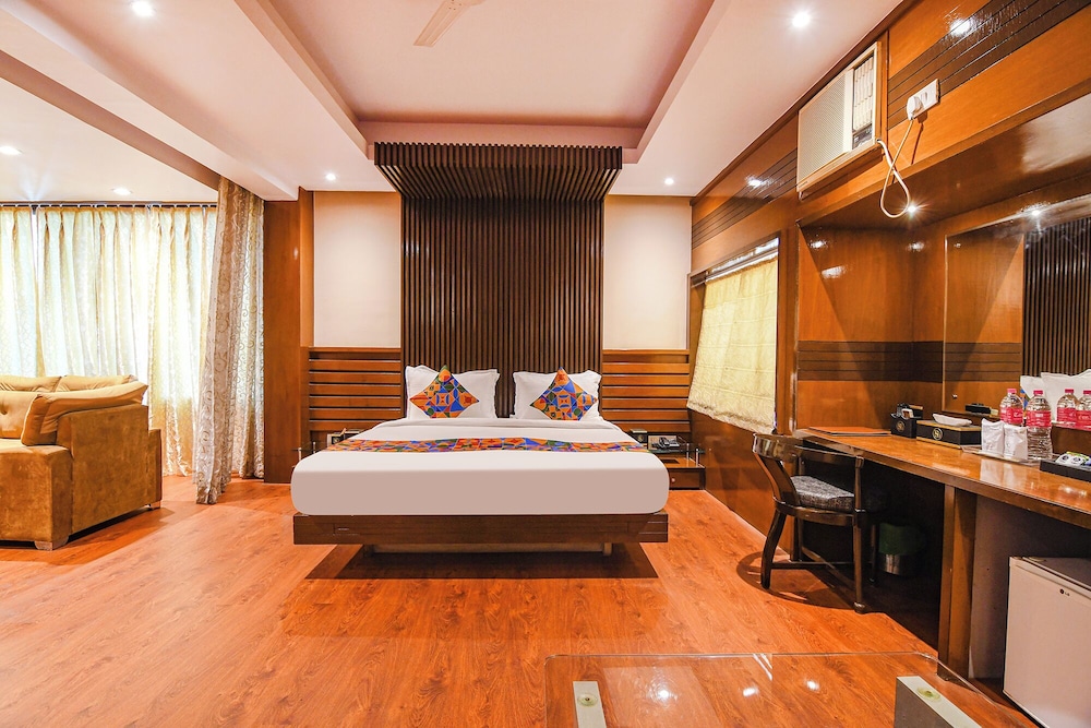 OYO Premium Hinoo Ranchi 27/53