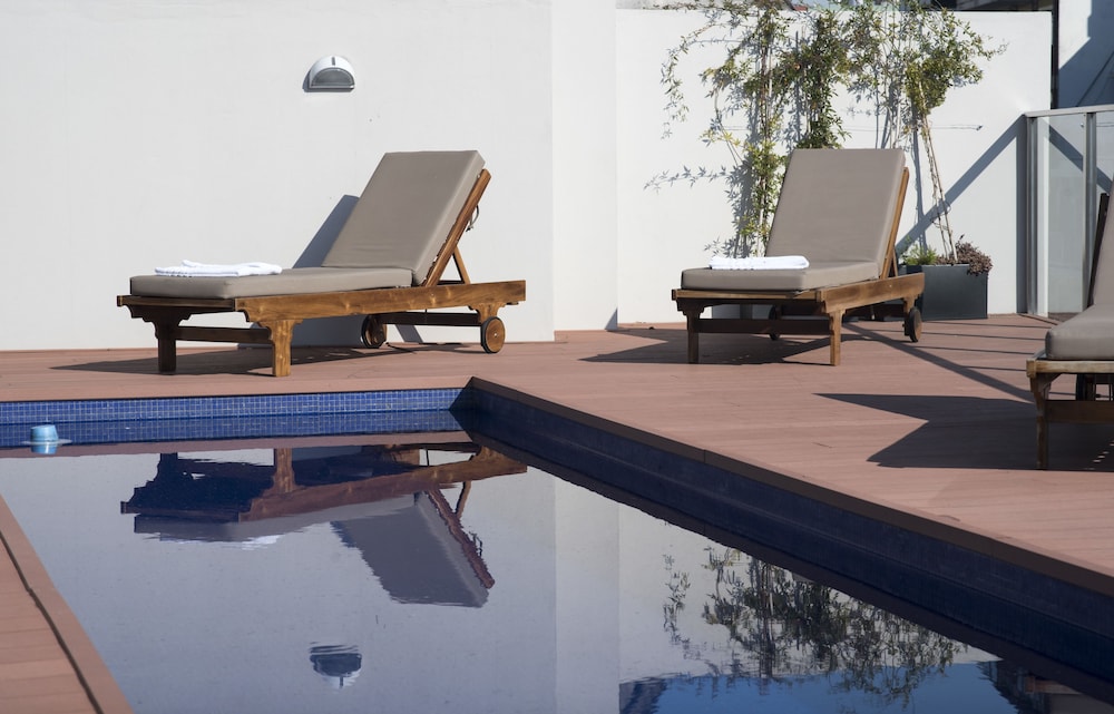 Arc Arenales Studios Suites 18/37