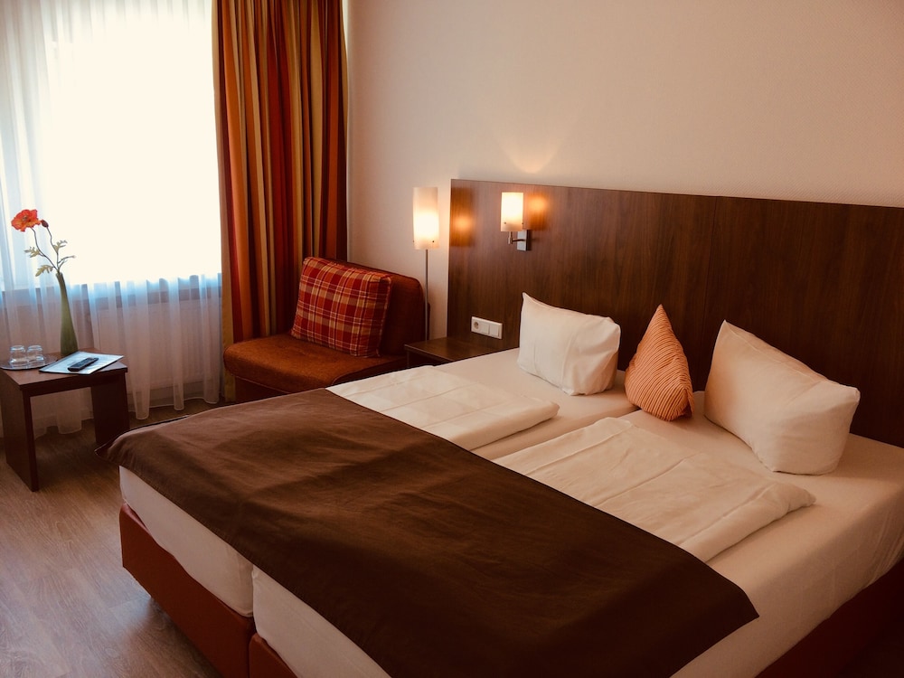Hotel Triton 21/60
