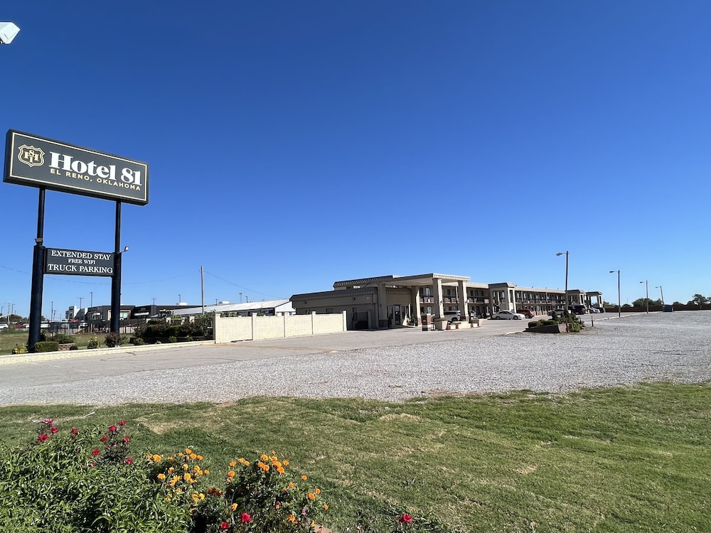 Hotel 81 El Reno 15/19