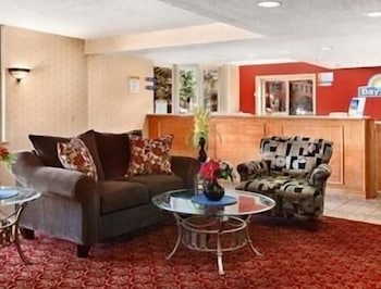 Days Inn by Wyndham Paintsville 18/22