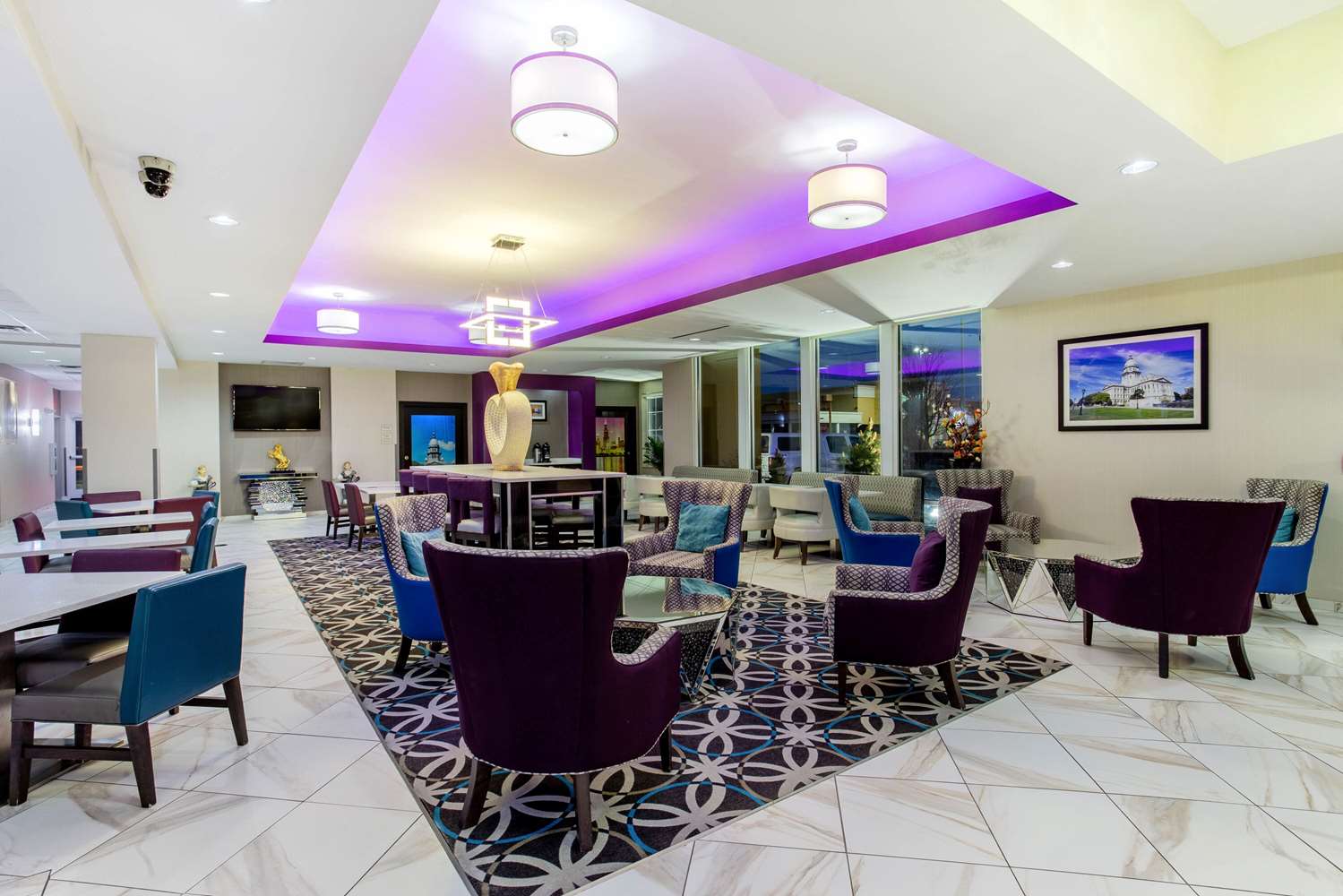 La Quinta Inn And Suites By Wyndham Springfield IL 42/63
