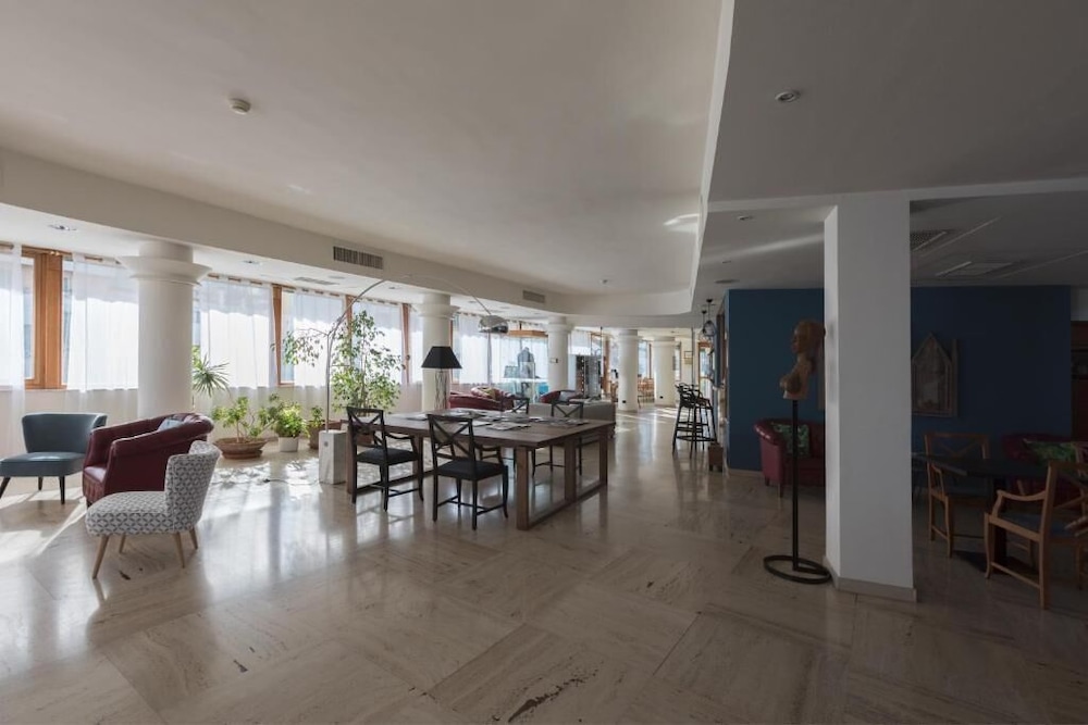 Hotel La Baia 56/69