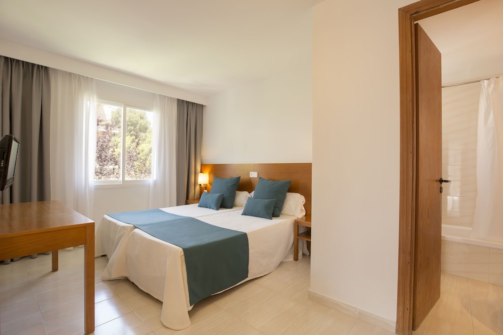 Las Velas Apartments 8/57