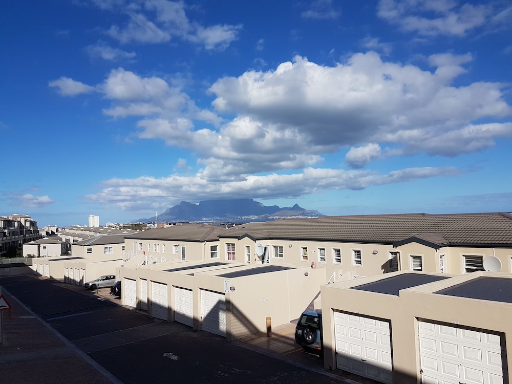 Bradclin Blouberg 20/24