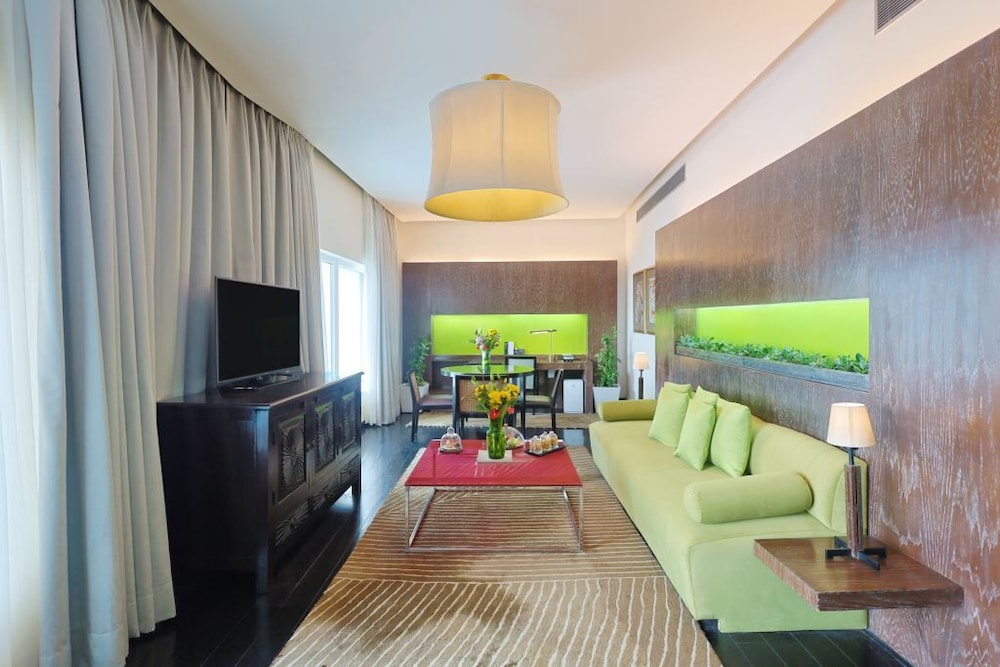 The Park New Delhi 44/77