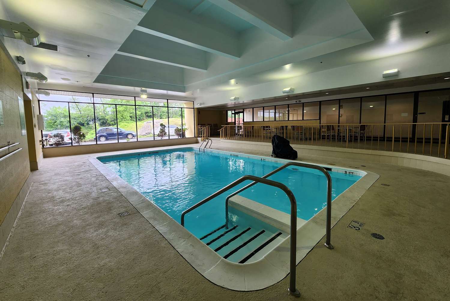 La Quinta Inn & Suites by Wyndham Stamford / New York City 32/59