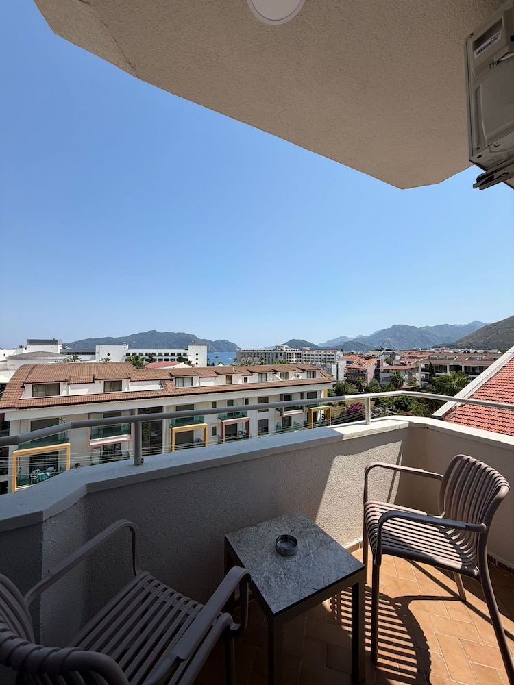 Avisos Hotel and Apartment in MARMARIS