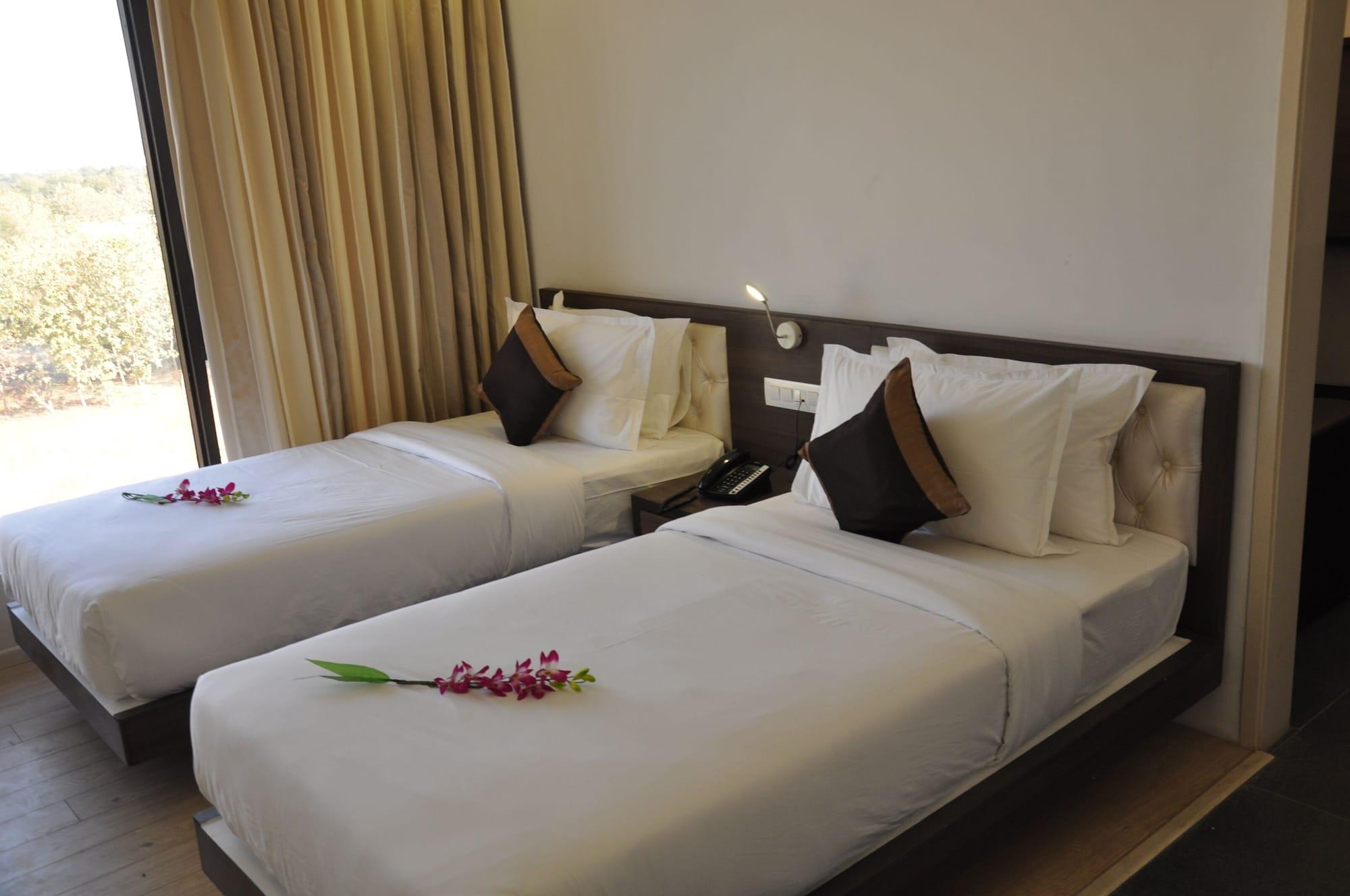Pride Biznotel Manjusar (ex Mango Hotels Tansha Regal) 19/50