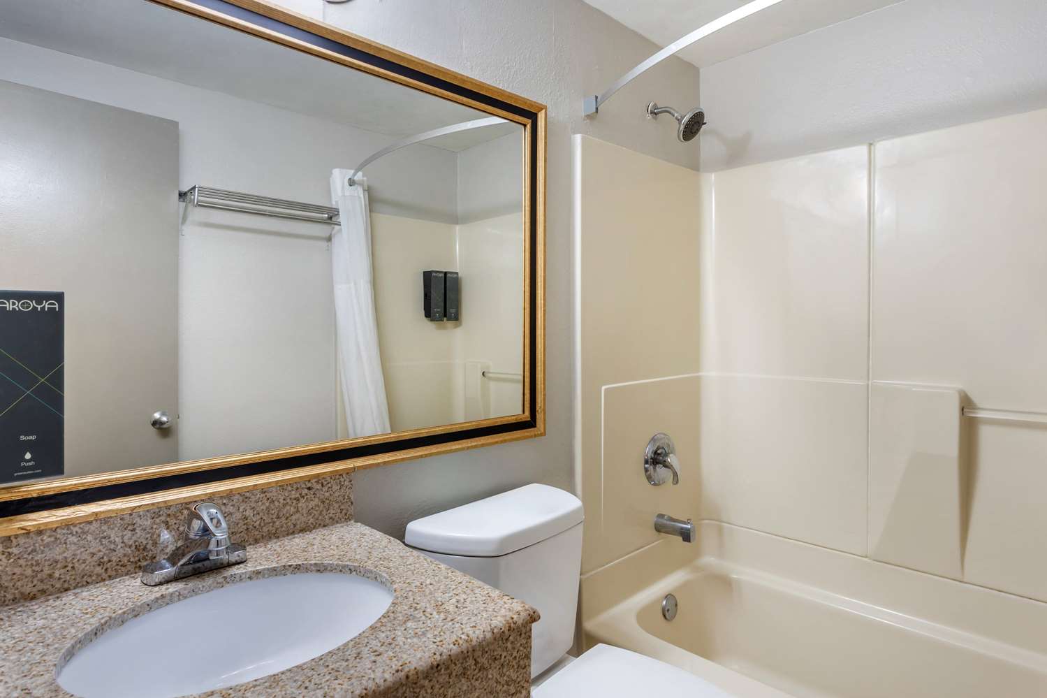 Days Inn by Wyndham Wrightstown 48/50