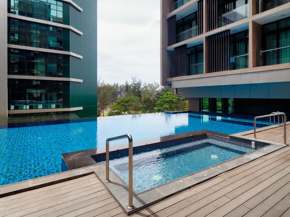 The Klagan Riverson Hotel & Residence 3/34