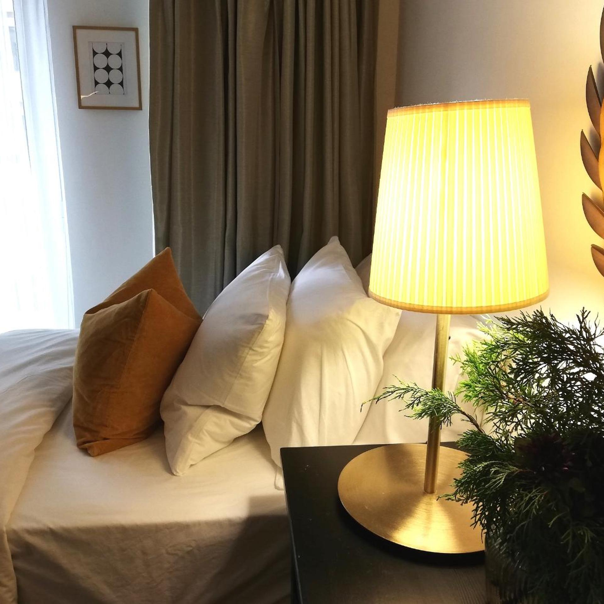 Stylish Downtown Toronto Residential Hotel 20/50