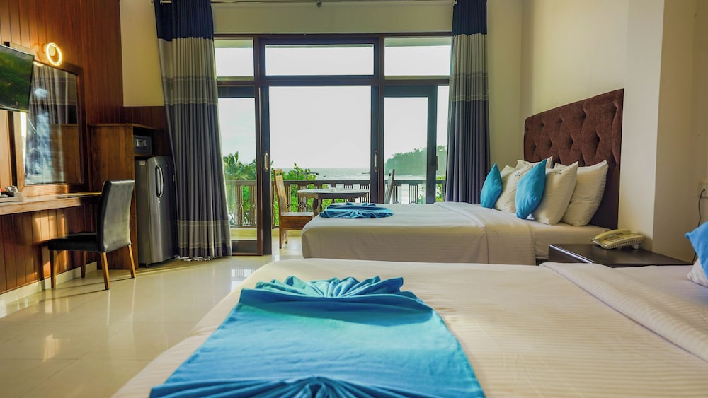 Randiya Sea View Hotel 13/22