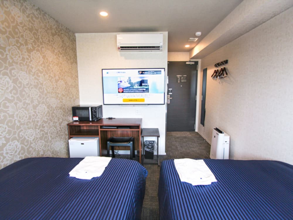 Hotel Livemax Kyoto Kamogawamae 25/26