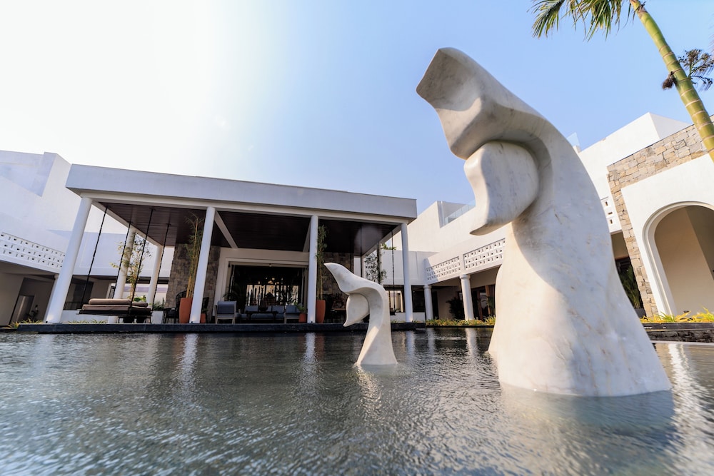Pramod Lands End Resort, a member of Radisson Individuals 36/65