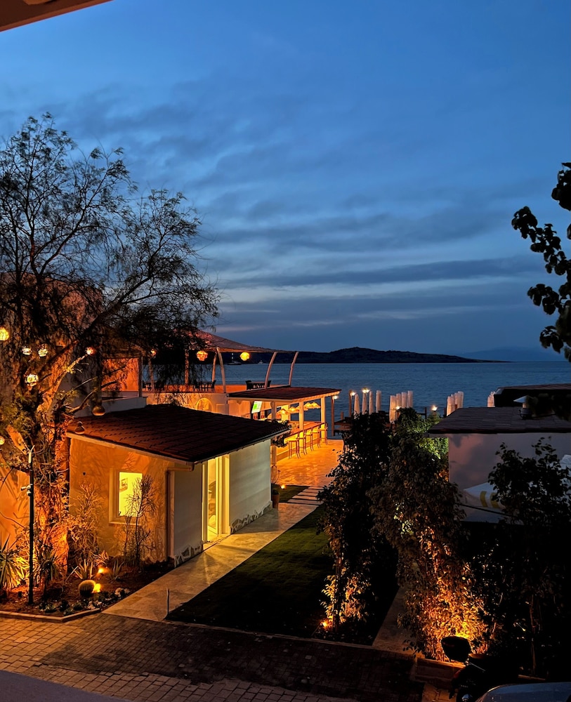 Lavinya Otel 3/50