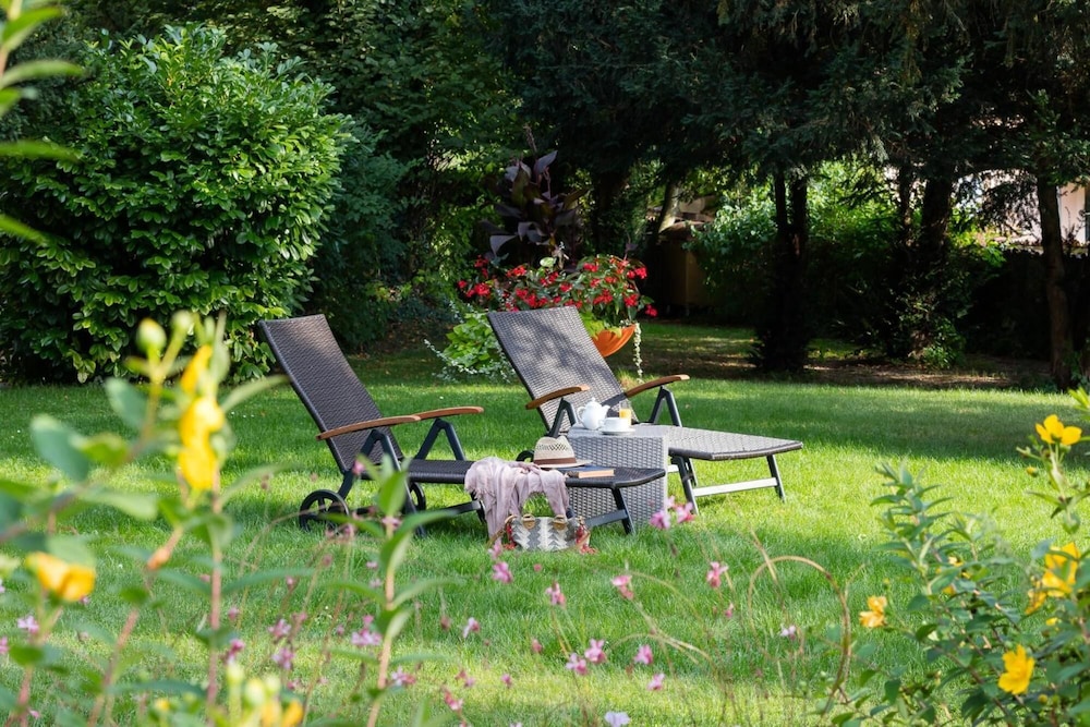 HOSTELLERIE LA CHAUMIERE 25/32