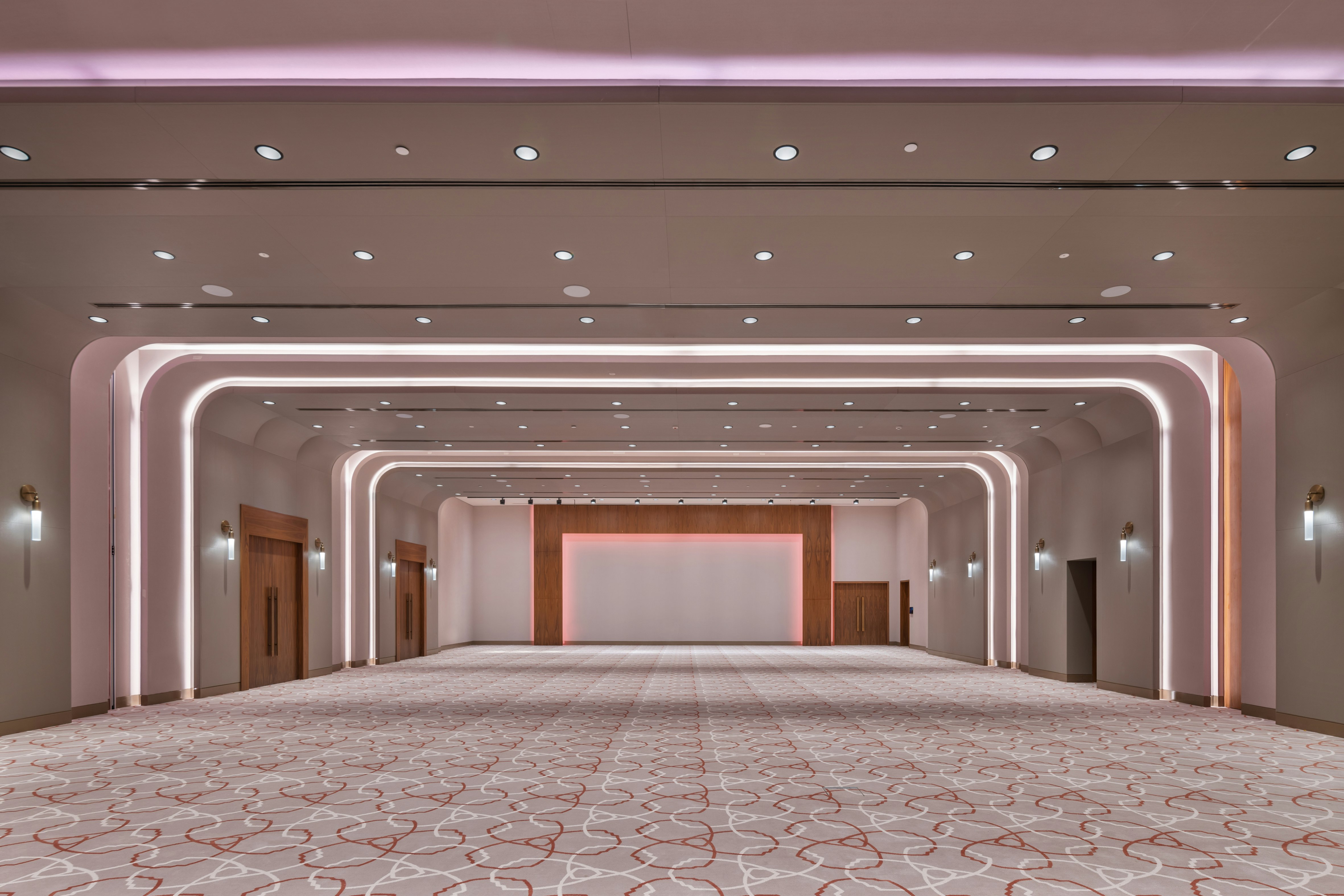 Lobby at The WB Abu Dhabi, Curio Collection by Hilton, ABU DHABI