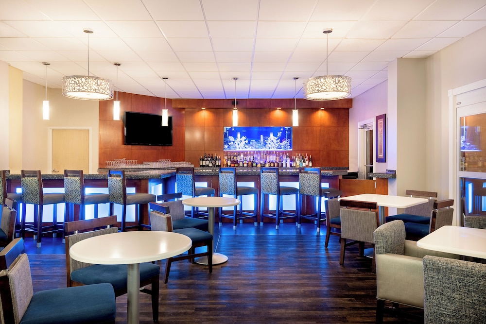 Holiday Inn Ft. Lauderdale-Airport 53/61