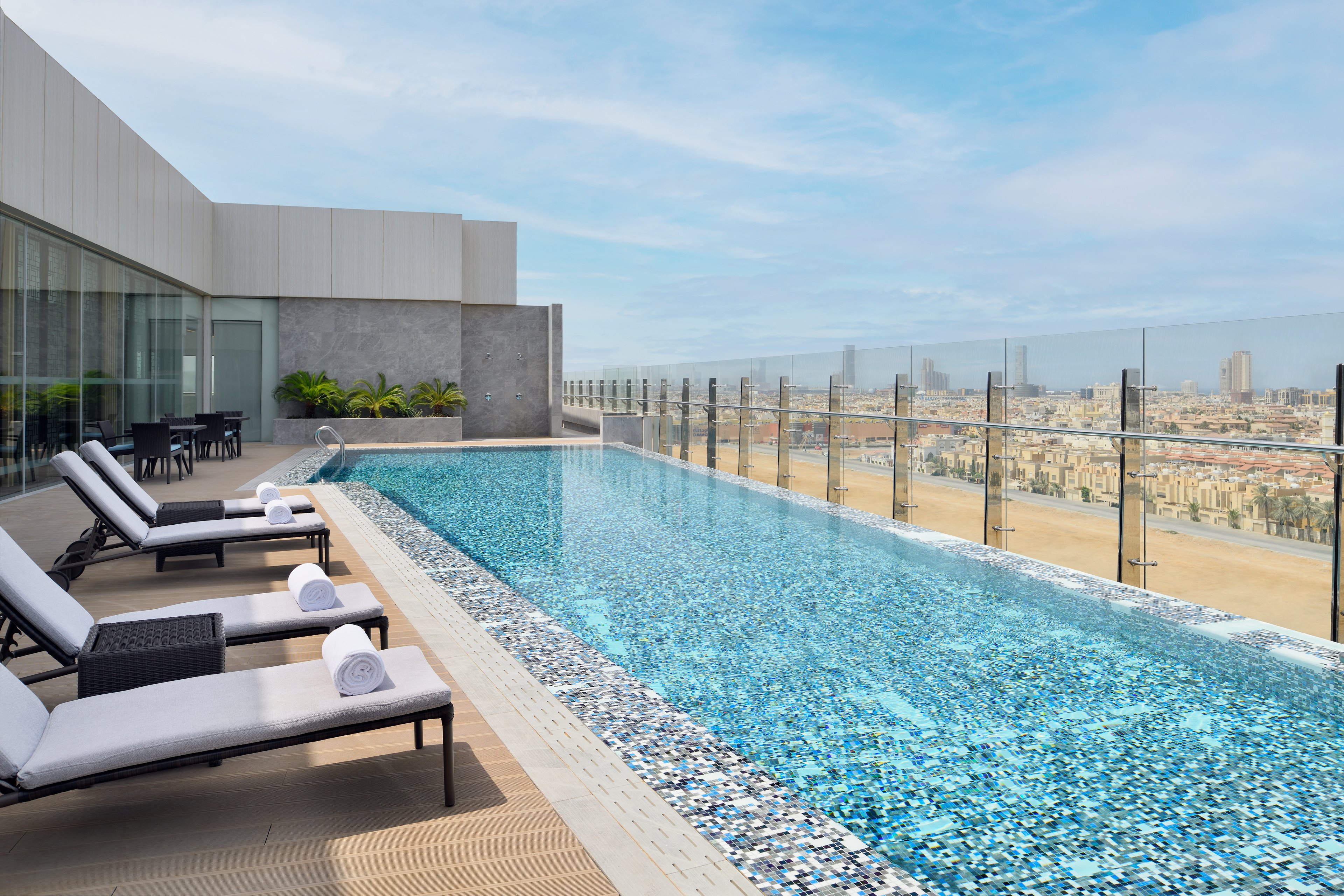 فندق كراون بلازا جدة السلام(Crowne Plaza Jeddah Al Salam) 64/64