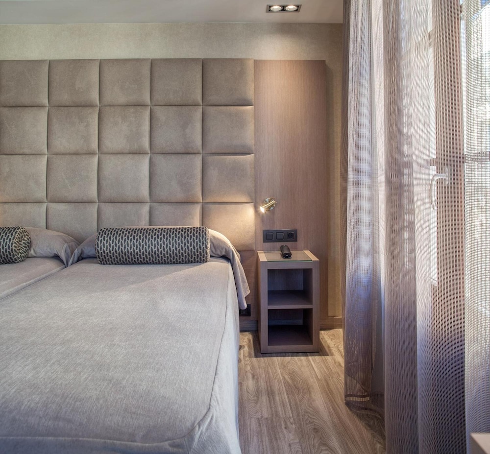 Hotel Suizo 11/55