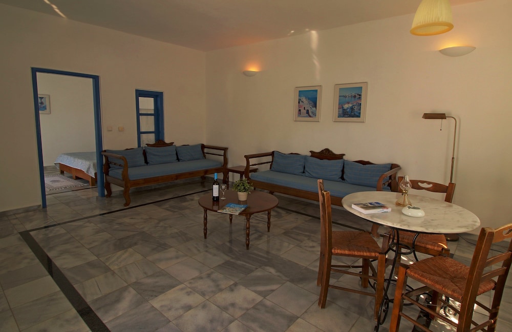 Aethrio Sunset Village Oia 59/87