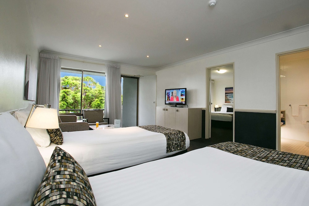 Best Western Plus Apollo International Hotel 9/44