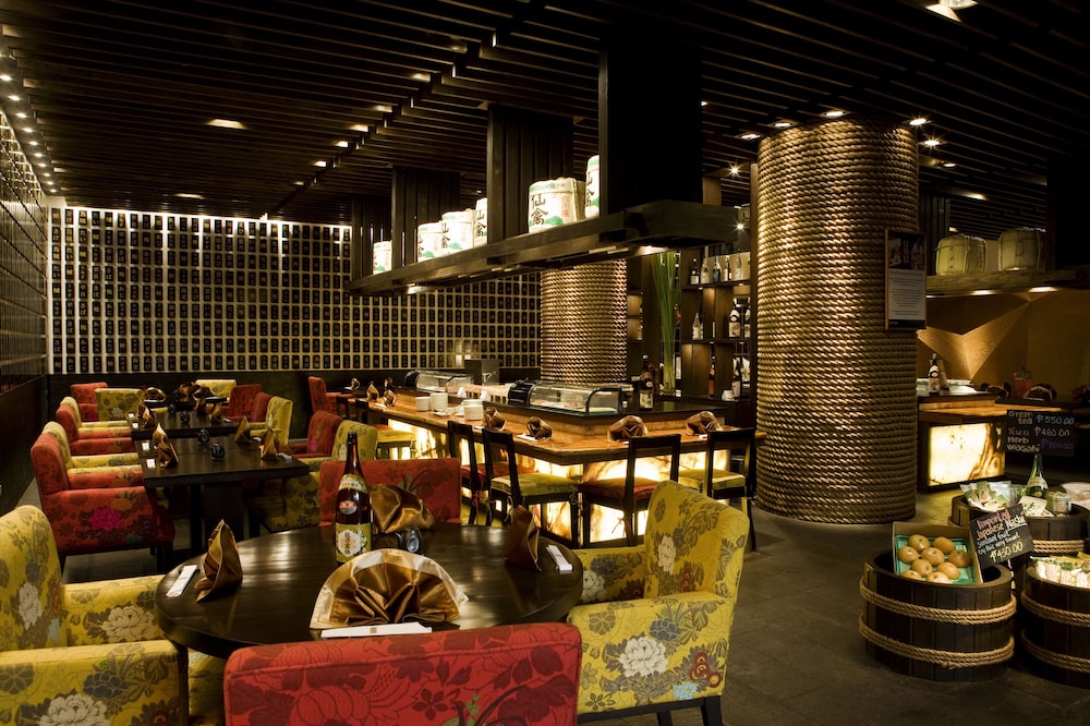 Dusit Thani Manila 50/72