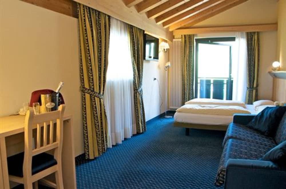 Charme Hotel Alexander 8/29