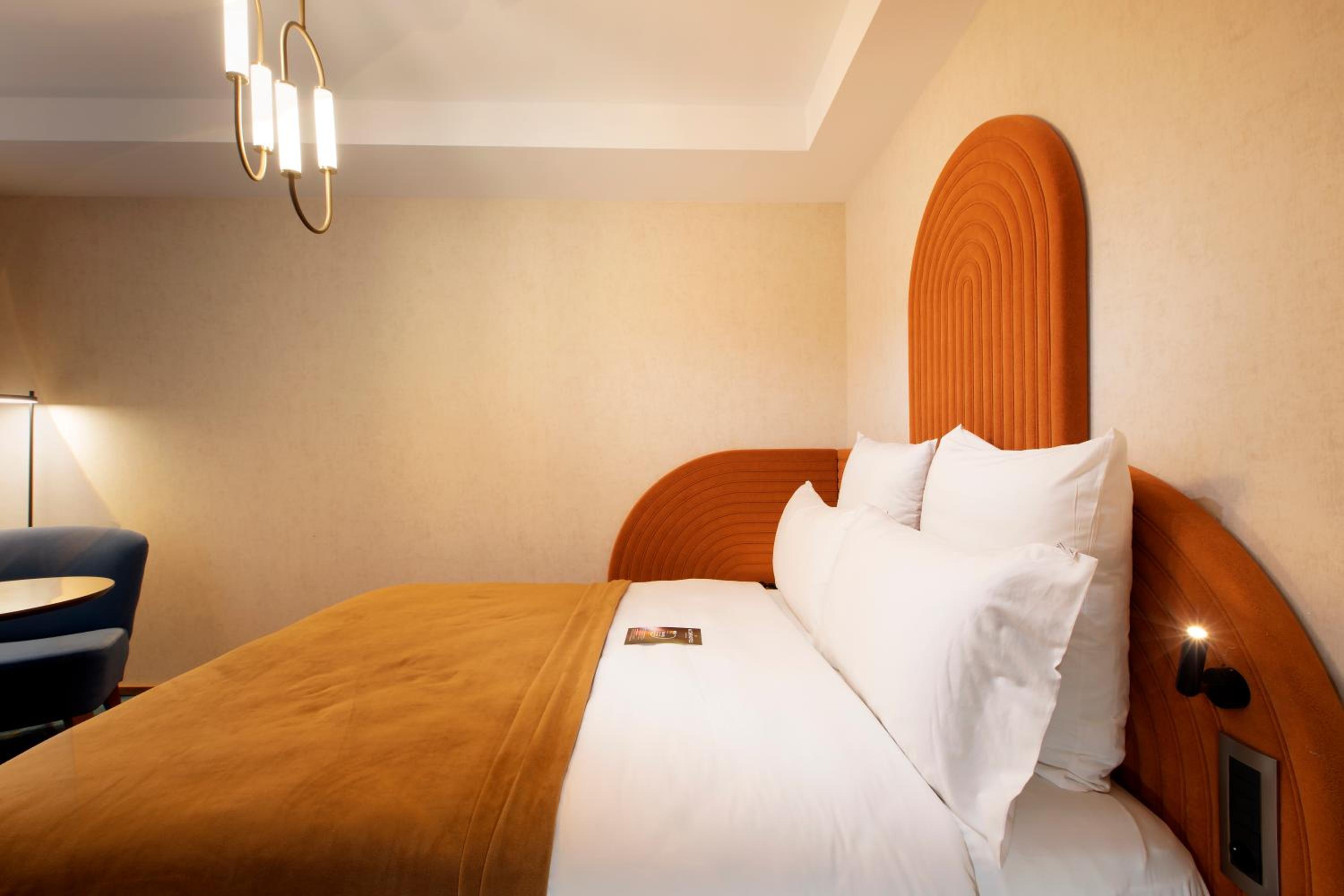 جناح جونيور، Mercure Istanbul Bakirkoy Hotel 5/9