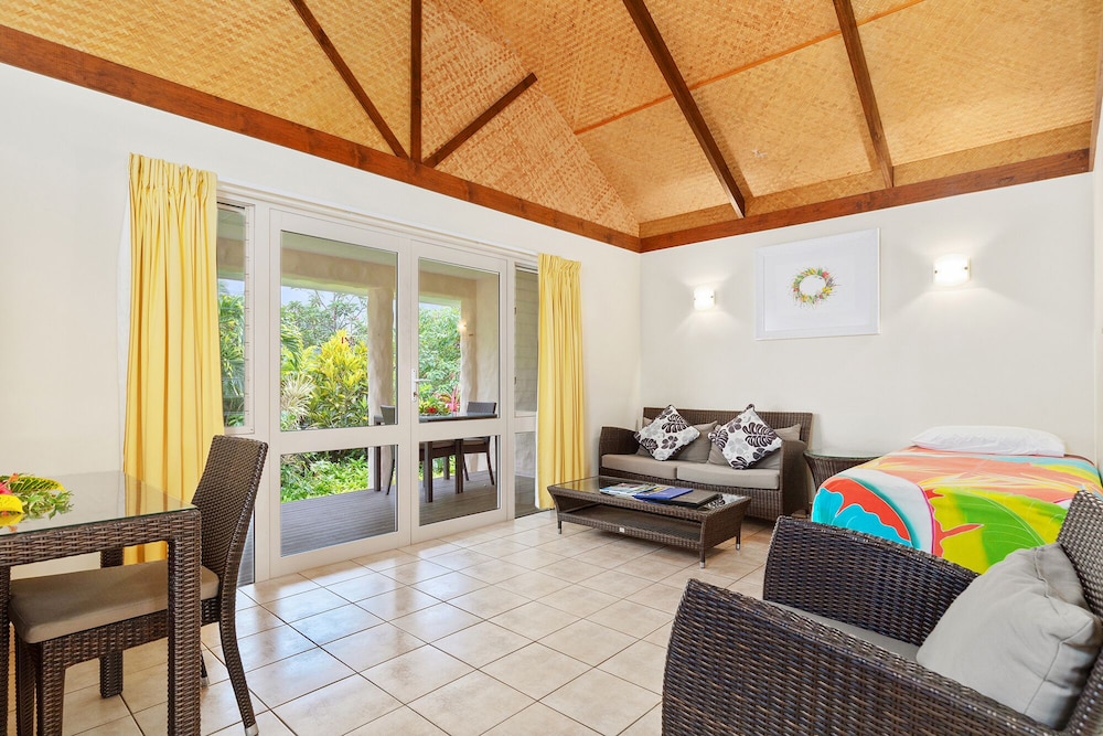 Palm Grove 32/68