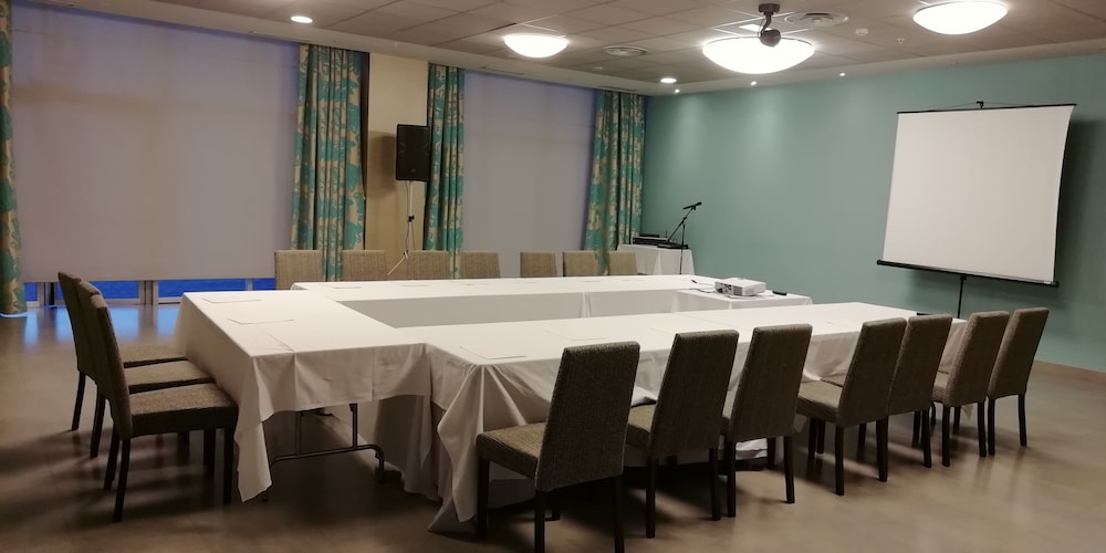Hotel Ciudad de Ponferrada 66/72